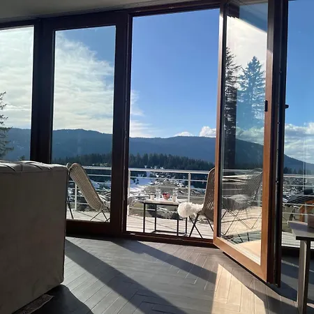 Pine アパート ヴラシチ